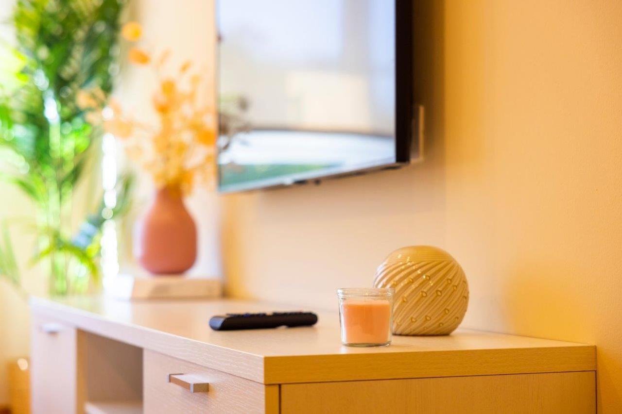 Apartamentos Riamar 2 里瓦德奥 外观 照片